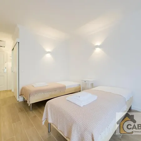 Estudio Sol E Mar By Yha Daire